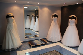 Wnętrze salonu ślubnego